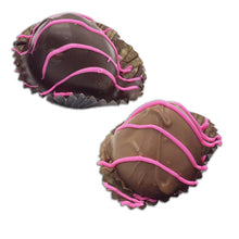 Load image into Gallery viewer, Laurie’s Strawberries (Shipping not available at this time store pick-up only)
